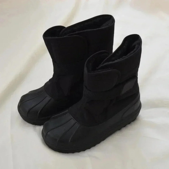 THE CHILDREN'S PLACE BlackWinter Snow Boots Size 2 - Picture 1 of 10
